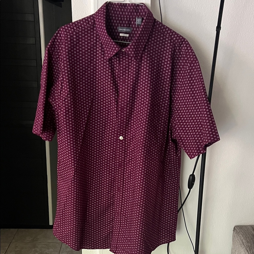 Van Heusen Short Sleeve Button-Up Shirt in Burgundy Geometric Print